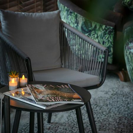Hampshire Court Hotel & Spa Бейсингсток Екстериор снимка