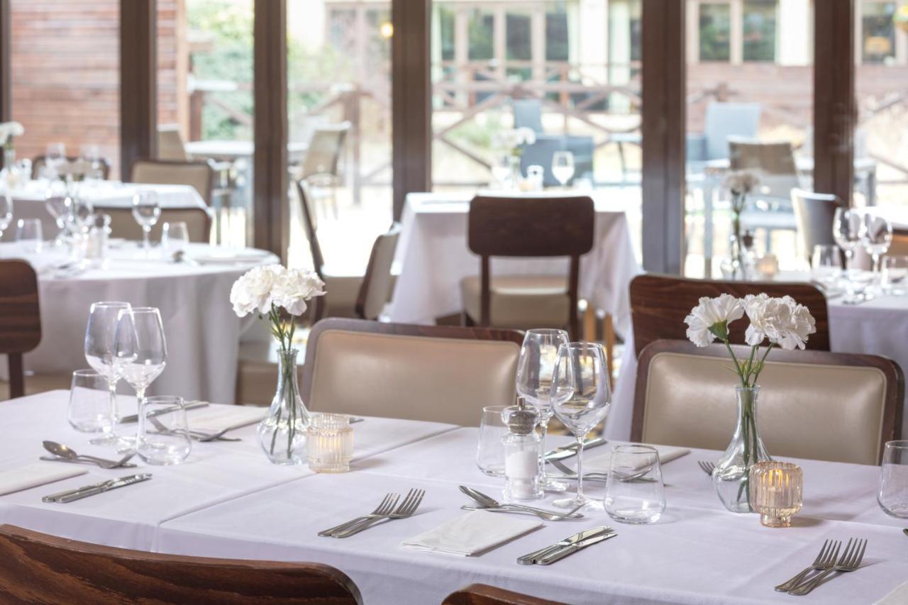 Hampshire Court Hotel & Spa Бейсингсток Екстериор снимка