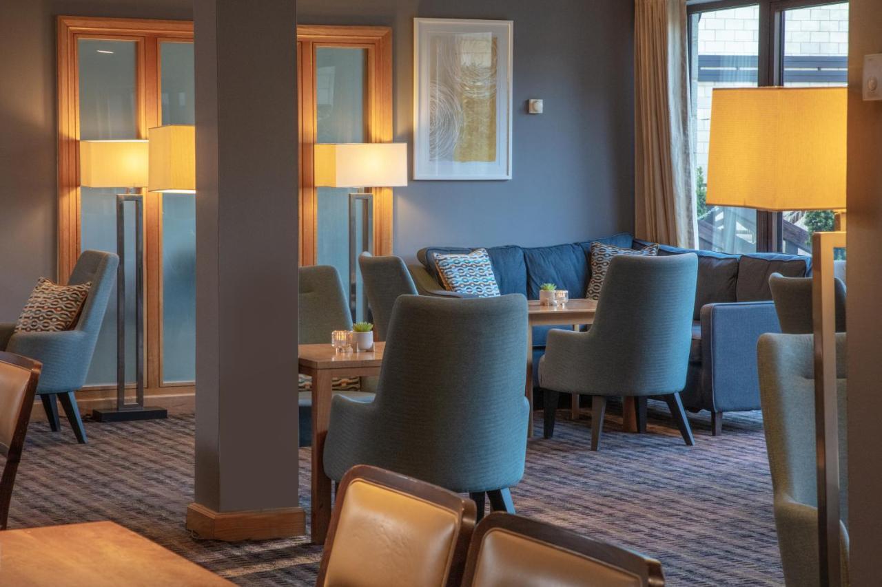 Hampshire Court Hotel & Spa Бейсингсток Екстериор снимка